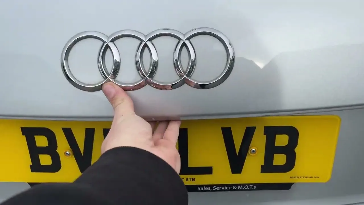 BV13 – AUDI A1