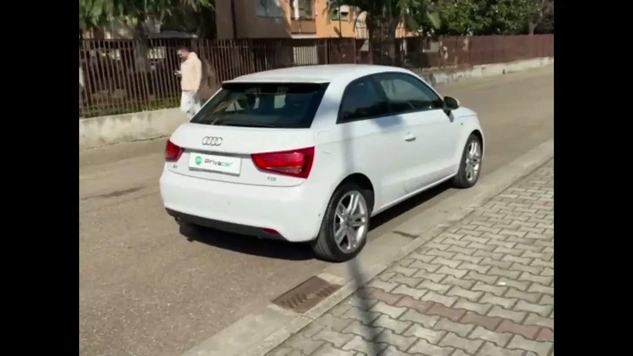 Audi A1 1.6 TDI S Tronic S Line Edition Plus – Privacar Firenze