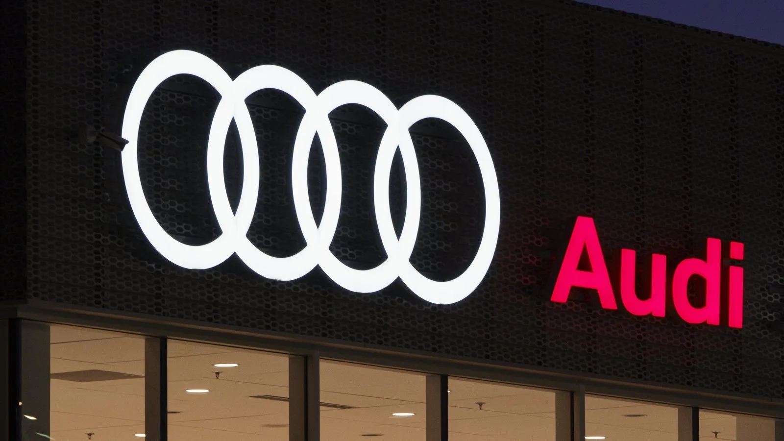 Audi pour réduire 7 500 emplois en administration, développement