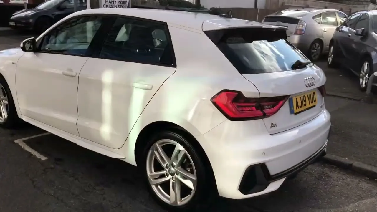 Audi A1 AJ19YUO