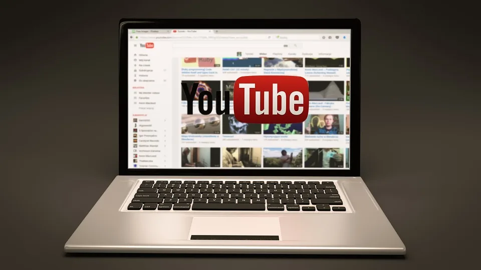 Top 5 des chaînes YouTube Audi à suivre pour les passionnés de voitures