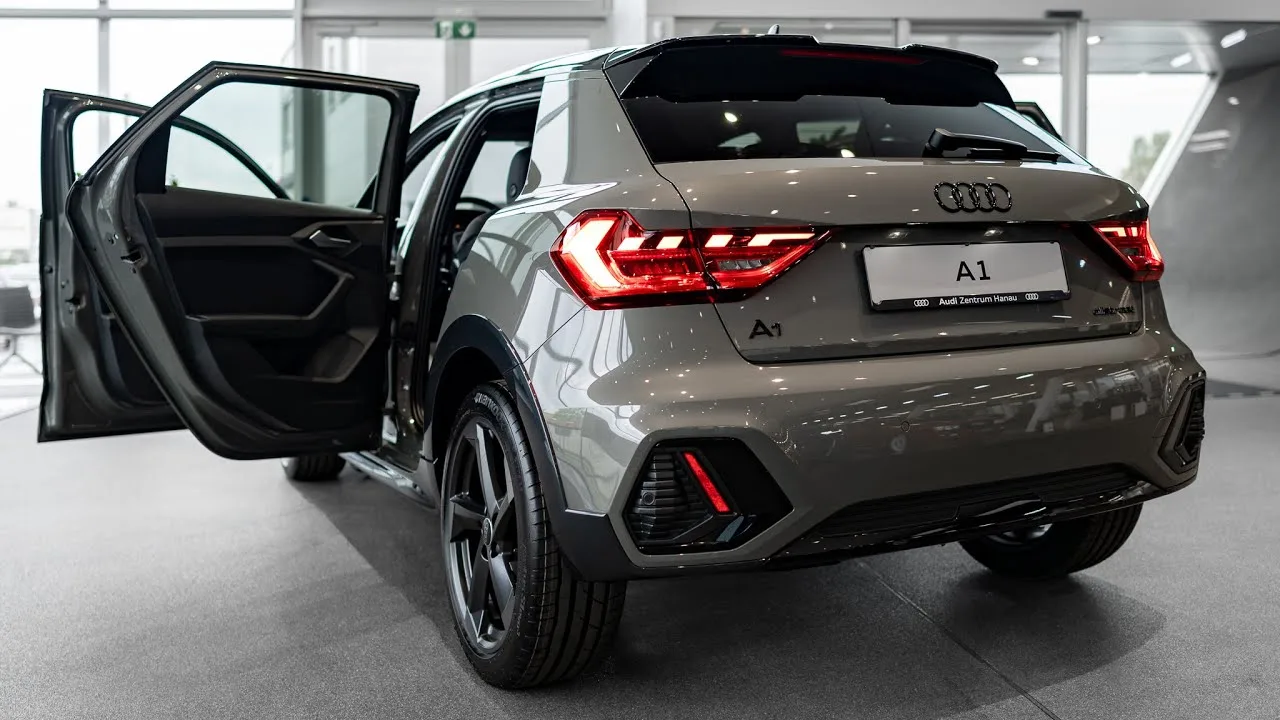 2025 AUDI A1 SLINE (150 HP) – Intérieur et extérieur Walkaround
