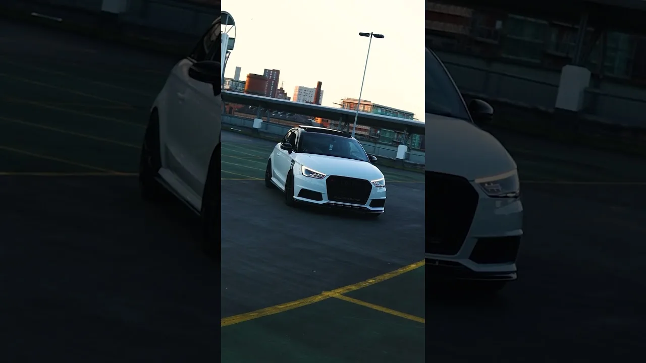 Audi S1 ​​en séance photo au coucher du soleil ! #audi #s1 #youtubeshort
