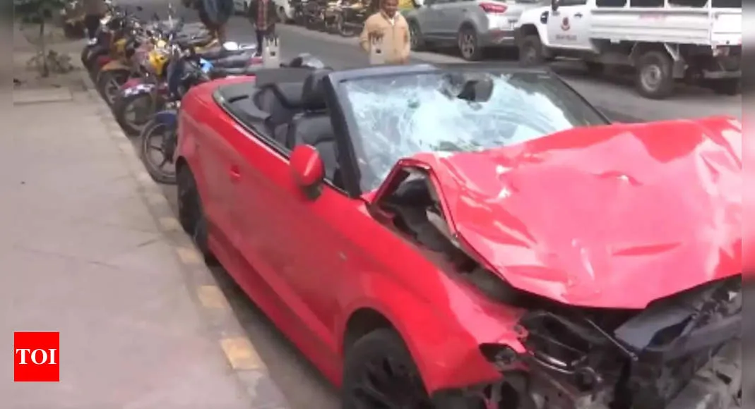 Accident de Delhi Audi: l’étudiant BBA conduisant Audi s’écrase sur Scooty à Delhi; 1 critique | Delhi News