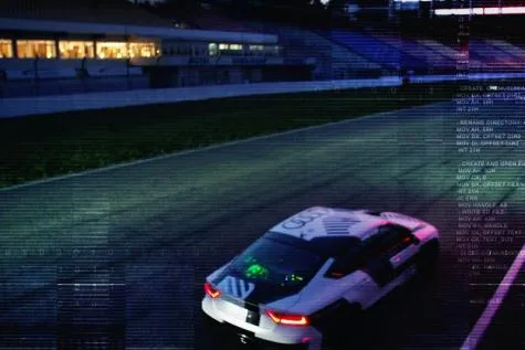 Une Audi sans pilote sur circuit !