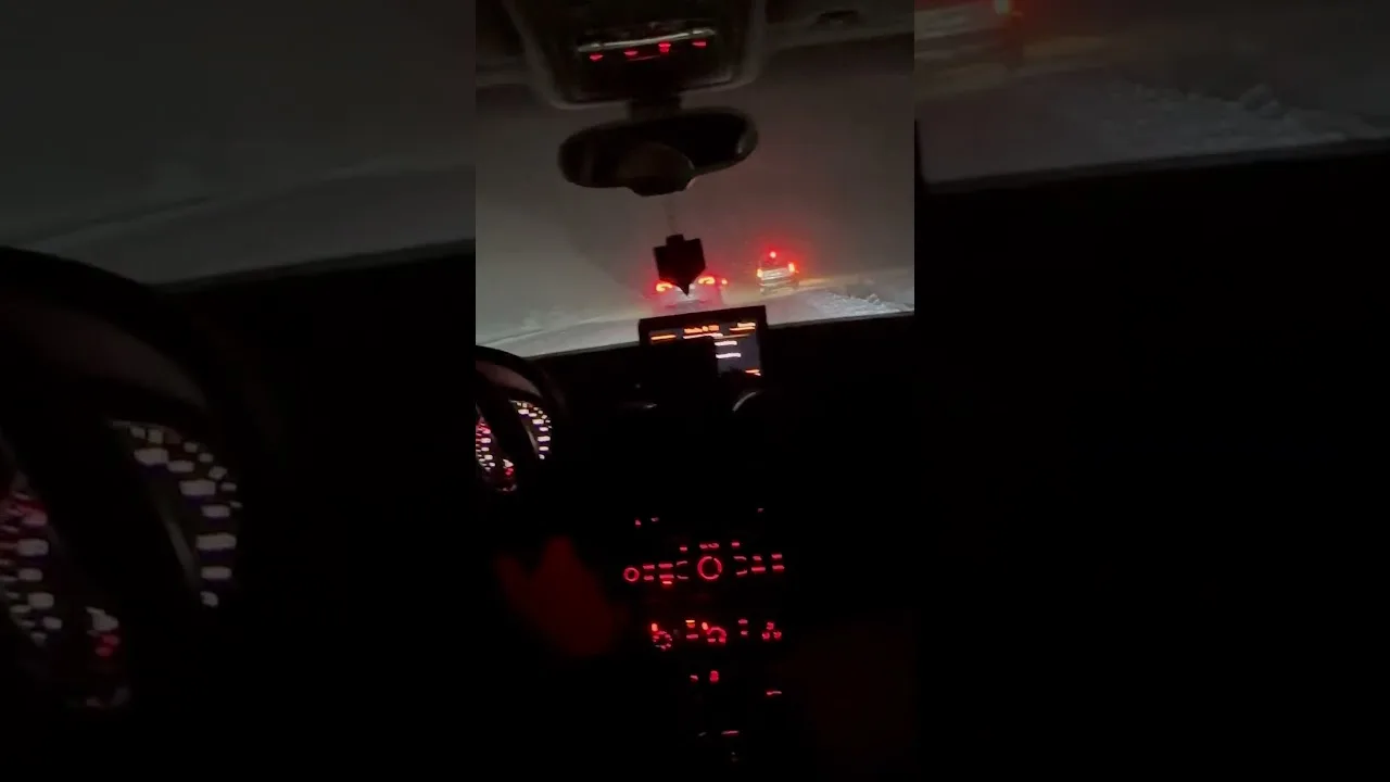 Audi A1 ile gecenin karanlığında karlı yollar ❄️❄️❄️