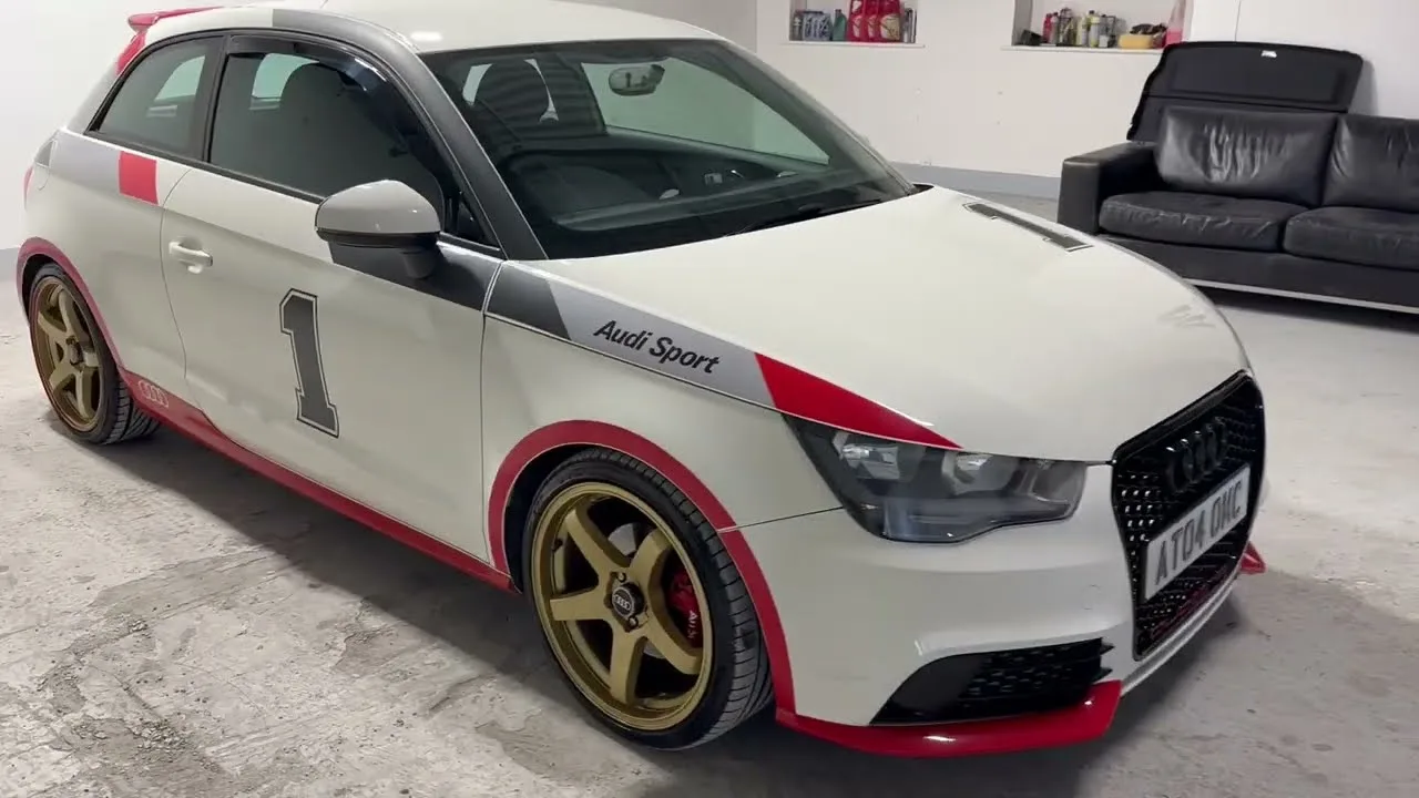 AT04OMC – AUDI A1 COMPETITION LINE