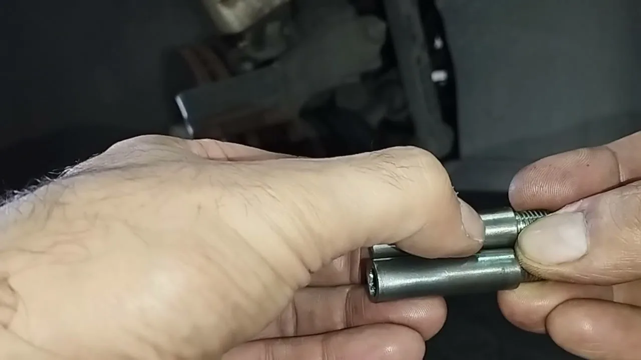 Audi A1 30 TFSI cambio de pastillas de freno delanteras. #audia1