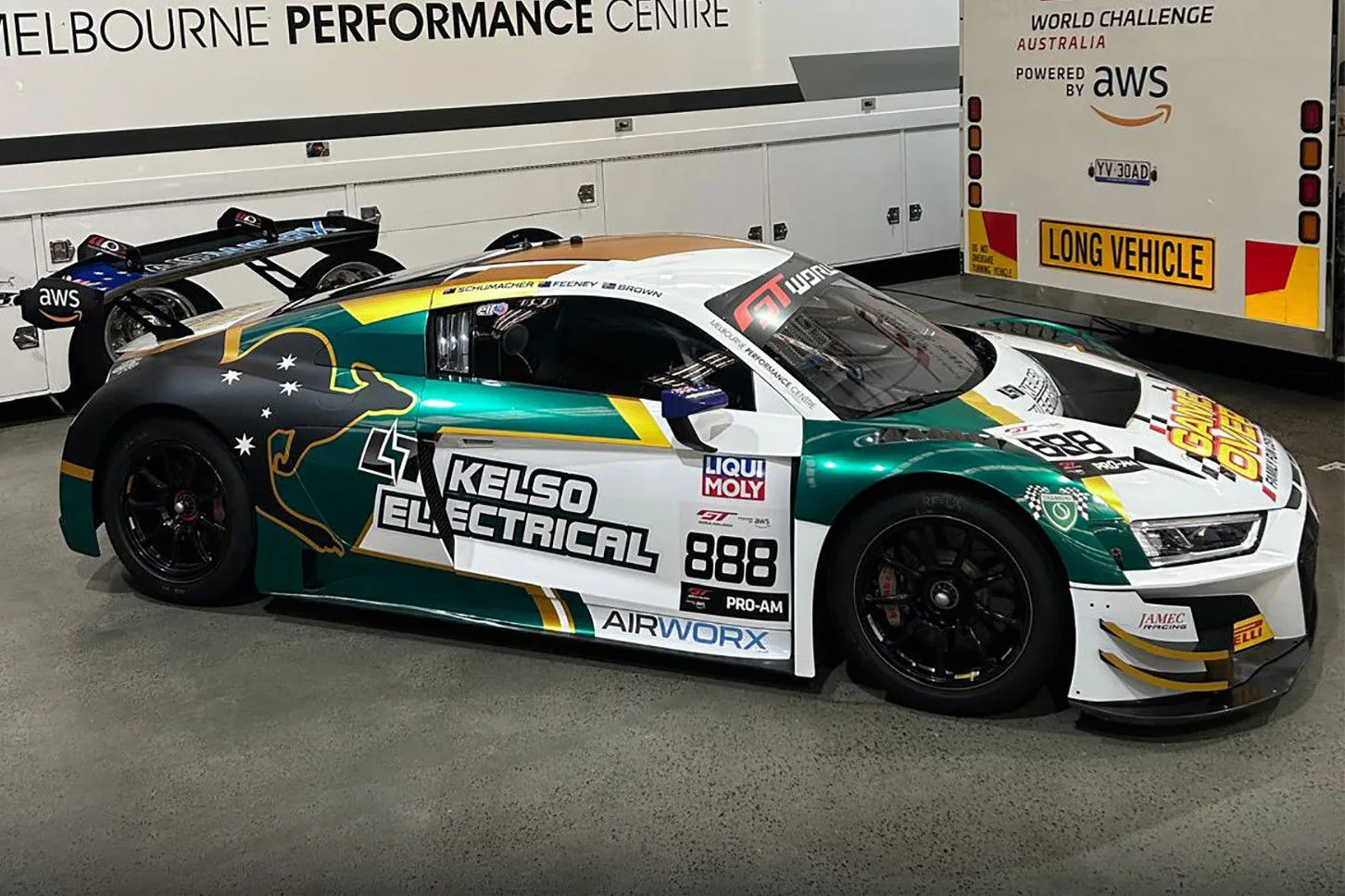 Supercars News: Broc Feeney, Will Brown Liver Will Audi R8 a révélé