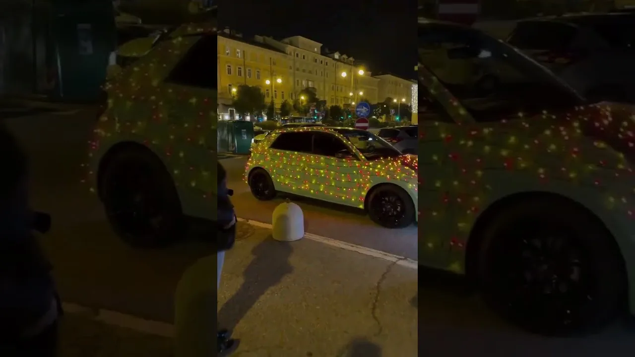 AUDI « ÉDITION NATALE » 🎅🤶🎄#shorts #christmas #audi #a1 #rs3