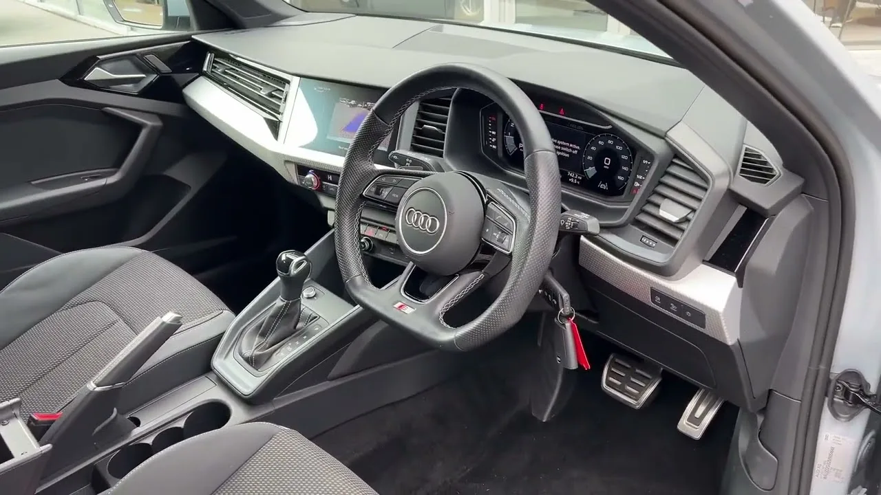 Audi A1 Sportback S Ligne 35 TFSI 150 PS S Tronic