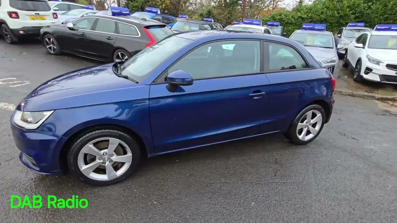 GJ67NAU Audi A1 1.4 TFSI Sport avec 123 ch Euro 6 Essence en Bleu sur SEULEMENT 15 000 Miles ! + FSH