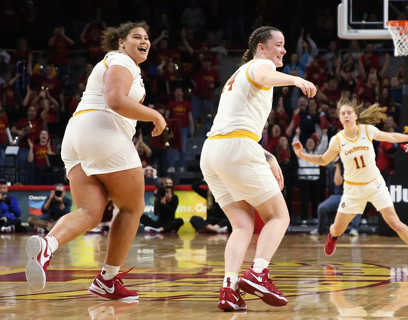 Le lay-up gagnant d’Audi Crooks sauve le numéro 8 de l’ISU dans un thriller contre Drake – CycloneFanatic.com
