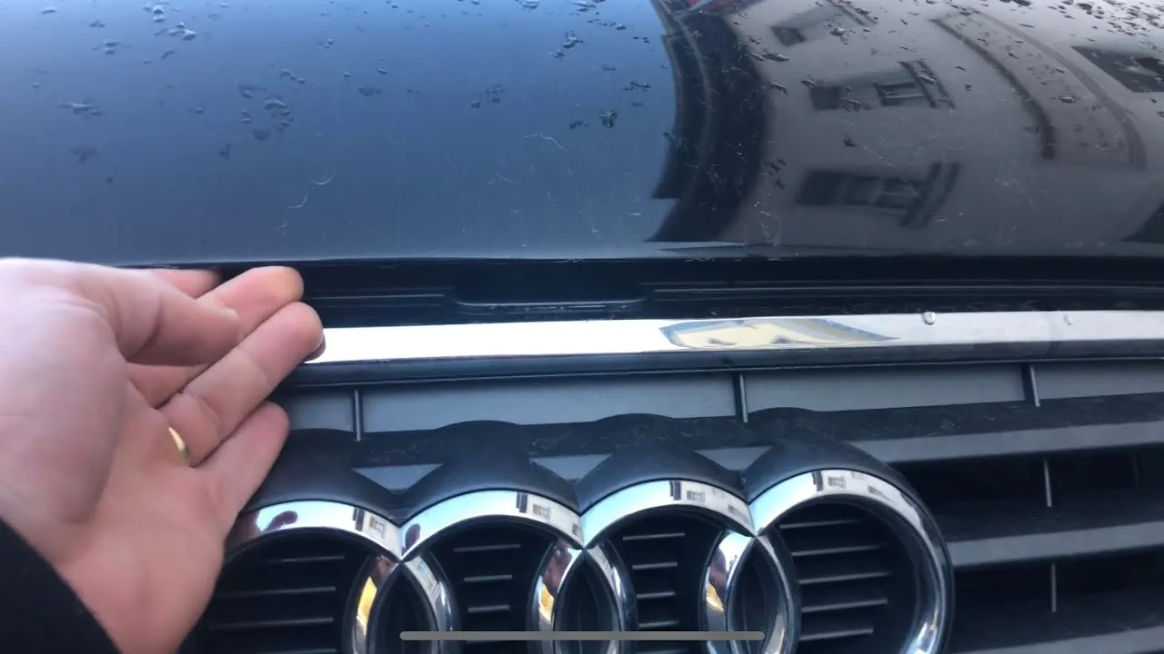 Comment ouvrir et fermer le capot de la voiture Audi A1/S1 Sportback DIY
