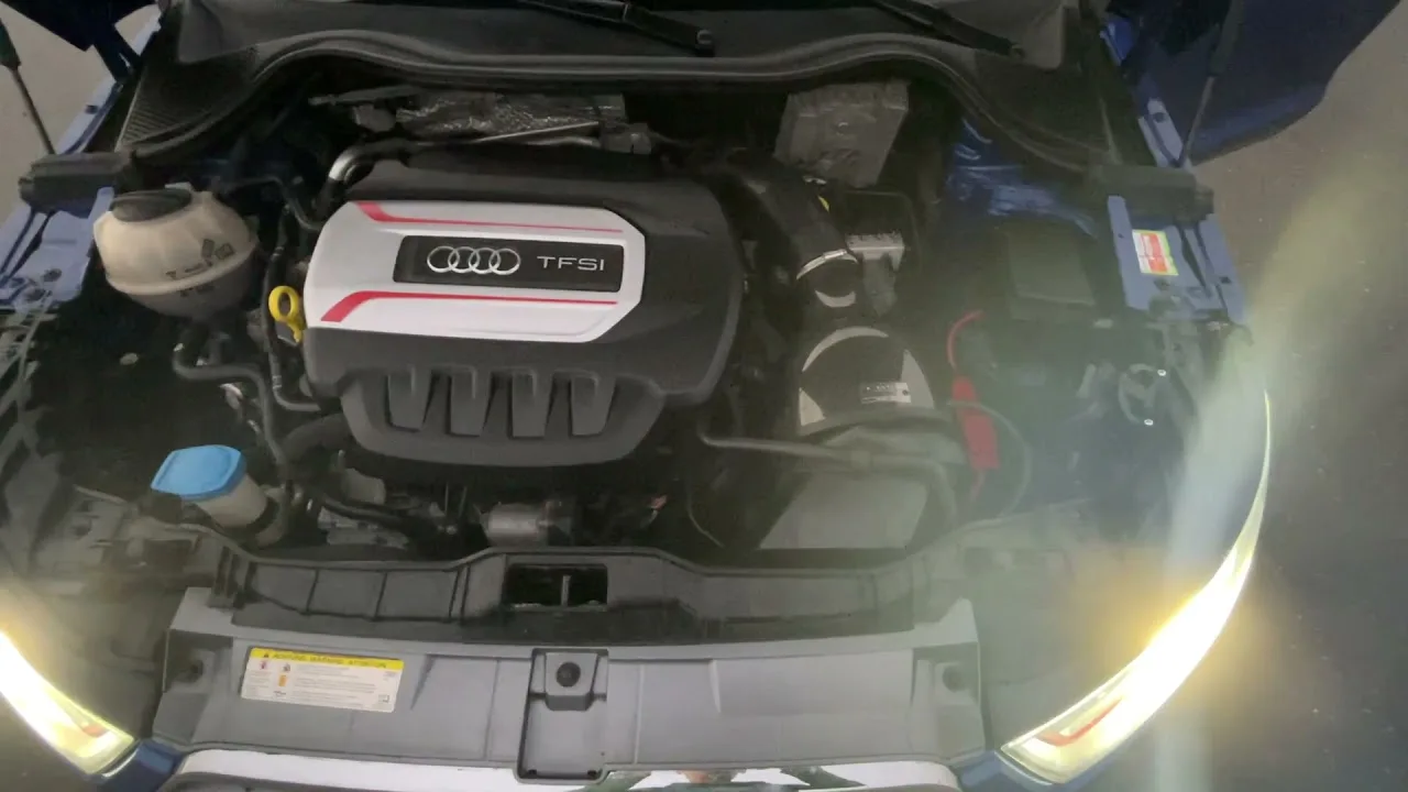 Admission d’air froid en carbone Audi s1 eventuri