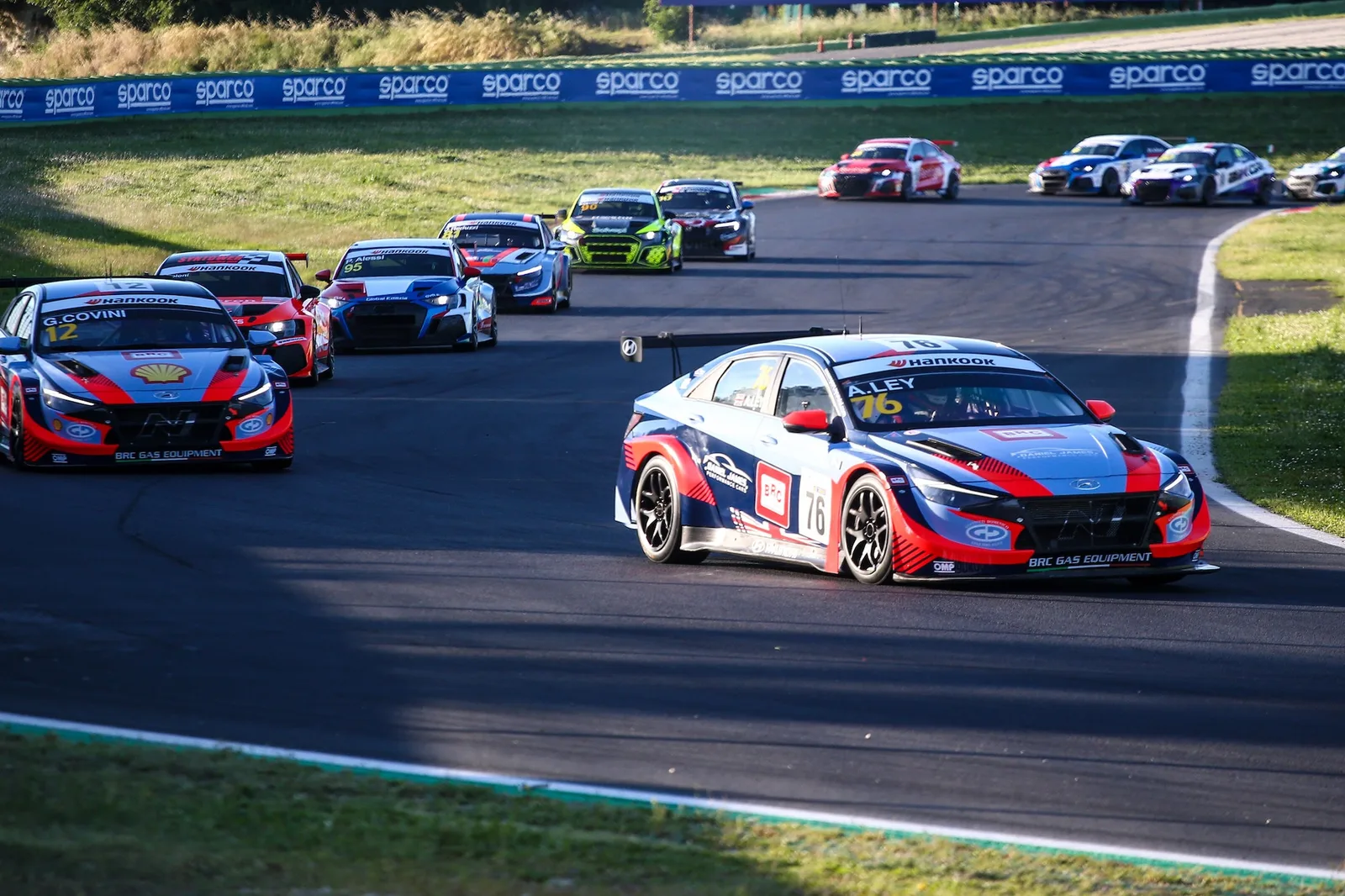 Alex Ley rompt la domination de l’Audi pour remporter la deuxième course Vallelunga – TouringCartimes