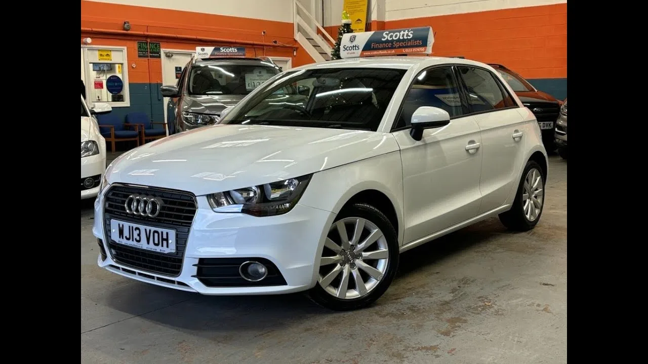 AUDI A11.4 TFSI Sport Sportback 5 portes Essence Manuelle Blanc