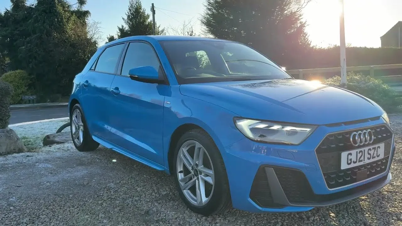 Audi A1 Sportback 1.0 Tfsi 30 S Line Sportback 5 portes Essence Manuelle Euro 6 (s/s)
