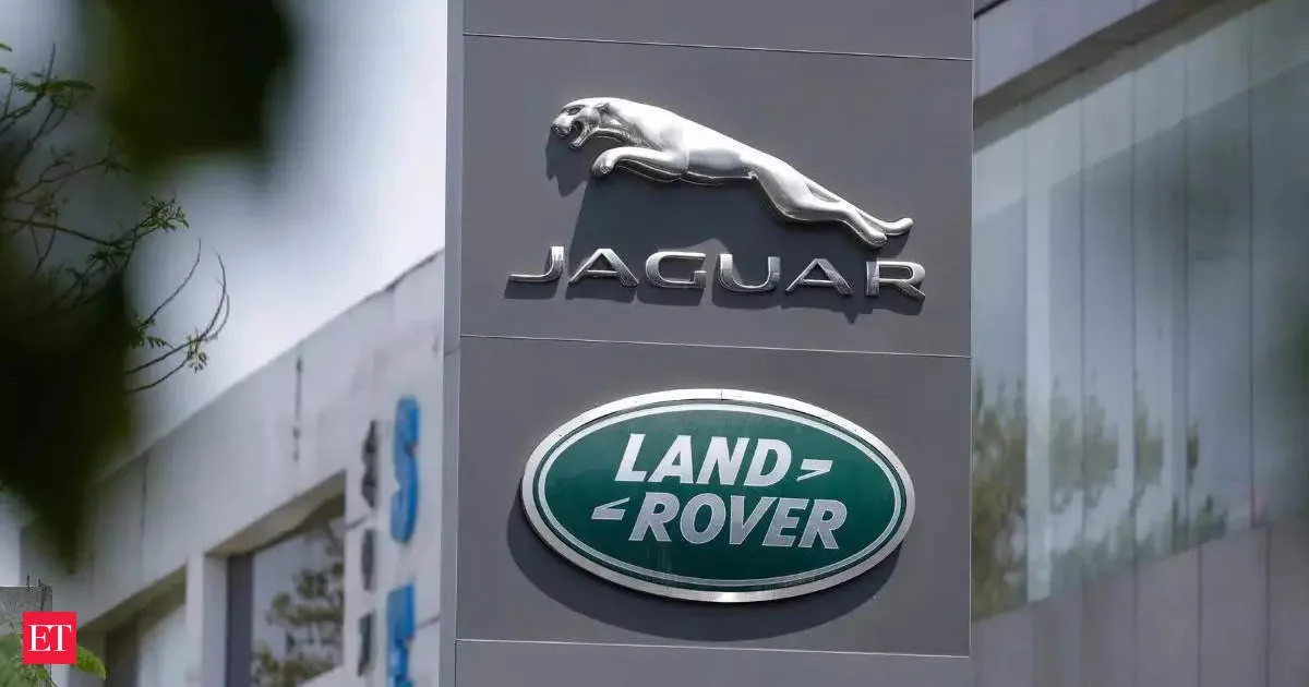 JLR appartenant à Tata déplace des engrenages, bat Audi pour terminer troisième dans une course de voitures de luxe lente