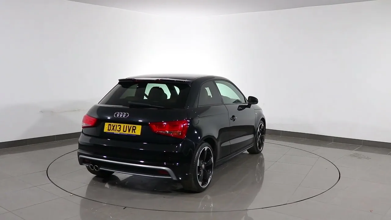 DX13UVR AUDI A1 2.0 TDI Black Edition Hatchback 3DR MANUEL DIESEL EURO 5 (S / S) (143 PS)