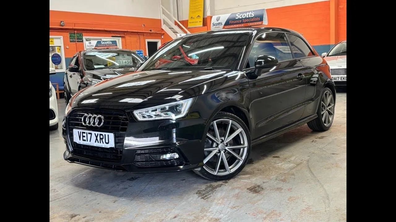 Audi A1 1.4 TFSI COD Black Edition Hatchback 3 portes Manuel d’essence noir