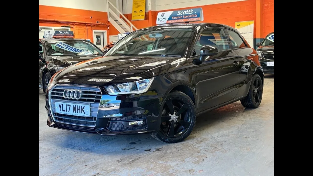 Audi A1 1.0 TFSI Sport Hatchback 3 portes Manuel d’essence Black Euro 6