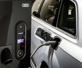 Audi Q7 e-Tron, jusqu’à 56 km en électrique