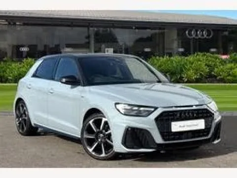 Utilisé approuvé – Audi A1 Sportback Black Edition 25 TFSI 95 PS 5-SPEED 1.0 5dr – Crewe Audi