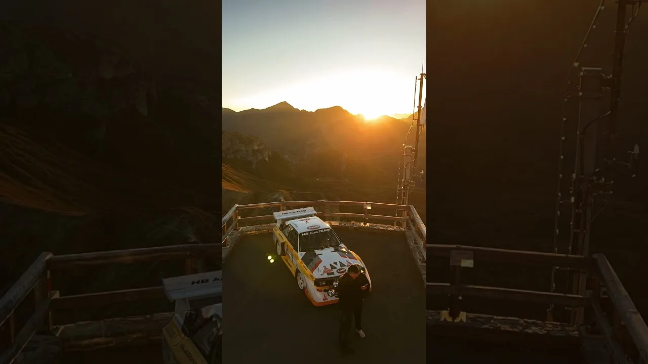 Audi S1 ​​E2 Quattro au lever du soleil sur la route alpine de Großglockner High.