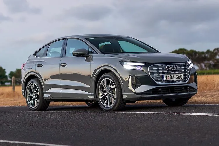 Hot Audi SQ4 E-tron voulue sous