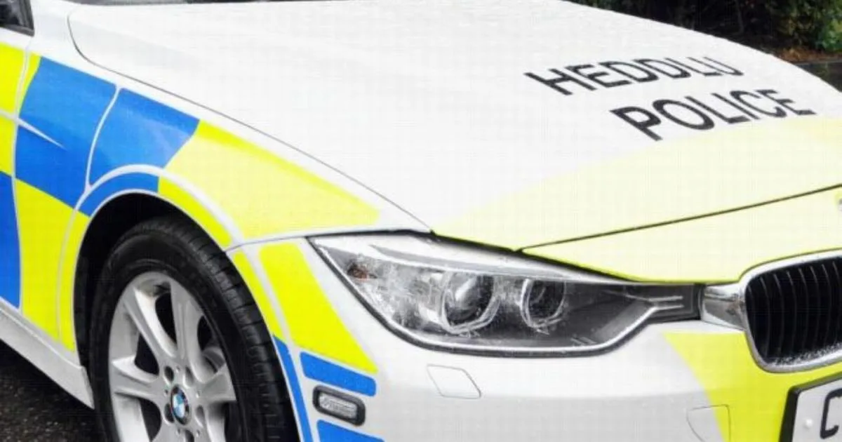 Audi Driver a frappé des voitures en laissant l’ambulance sur A4076