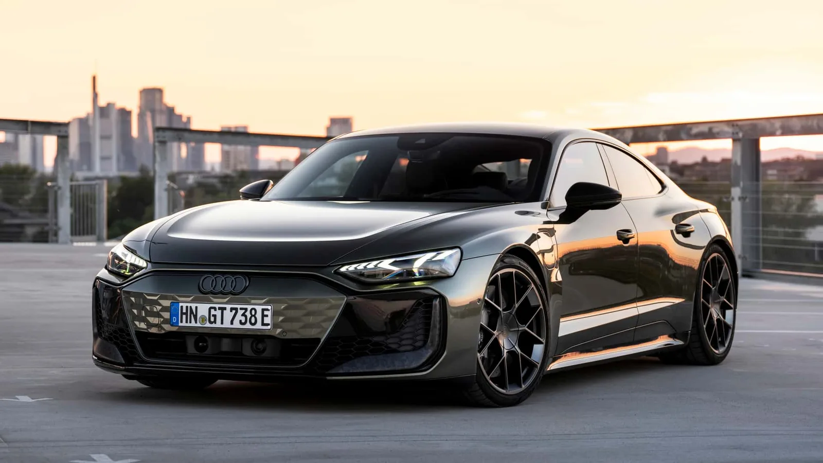 L’Audi RS E-Tron GT 2025 devient beaucoup plus puissante et plus chère