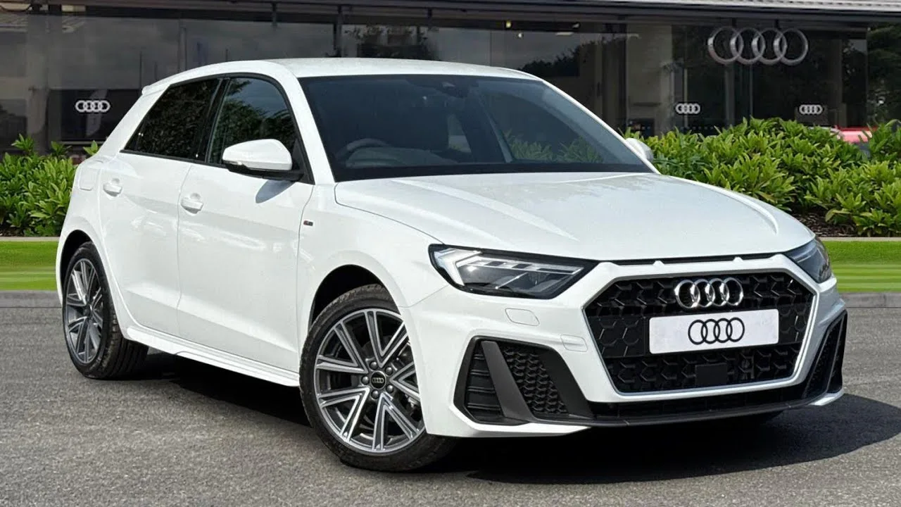 Tout nouveau Audi A1 1.5 TFSI 35 S LIGNE SPORTBACK S TRONIC 5DR | Preston Audi