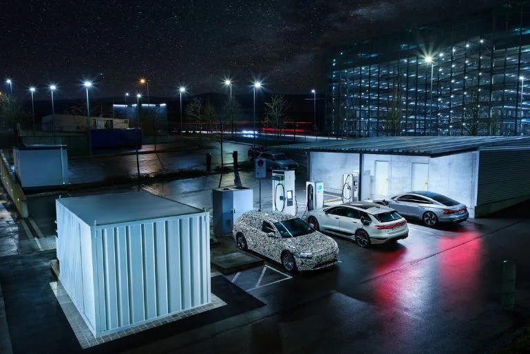 Audi lance un centre de test de charge EV pour la simulation globale