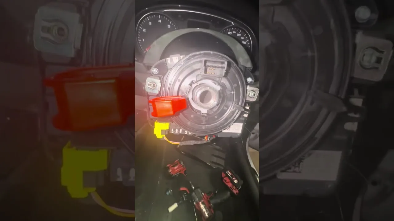 How to put clock spring in audi a1