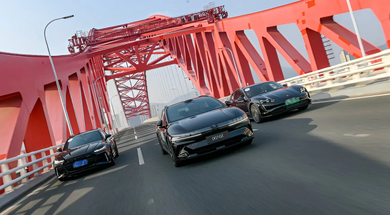 Zeekr 007 GT Wagon en cours de test aux côtés de Porsche et Audi Performance EVS