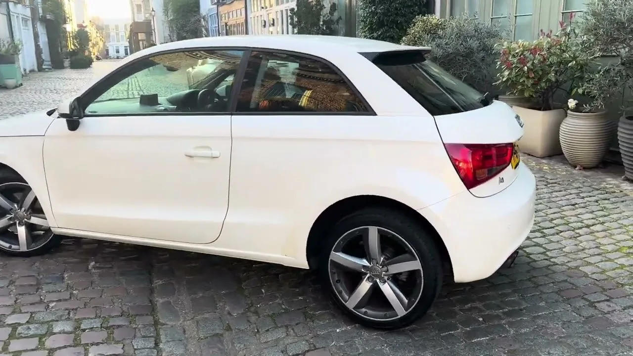 Audi A1