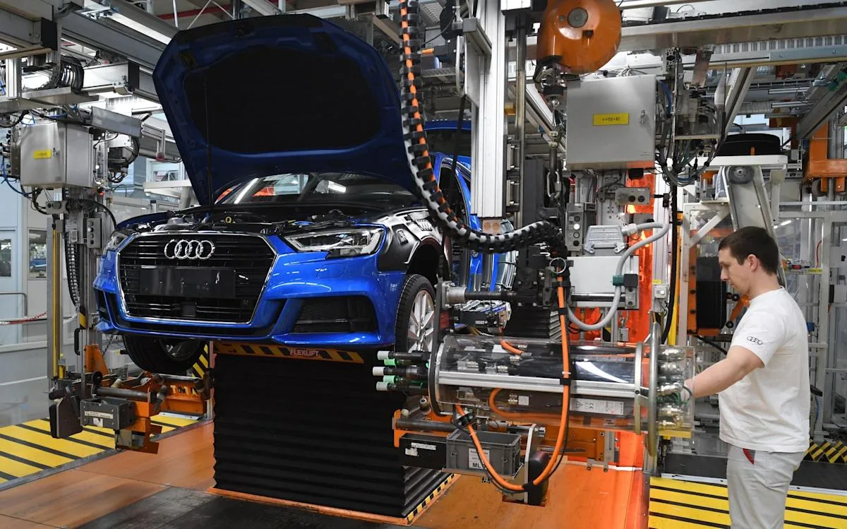 Audi pour couper 7 500 emplois au milieu de «difficile» de passer aux véhicules électriques
