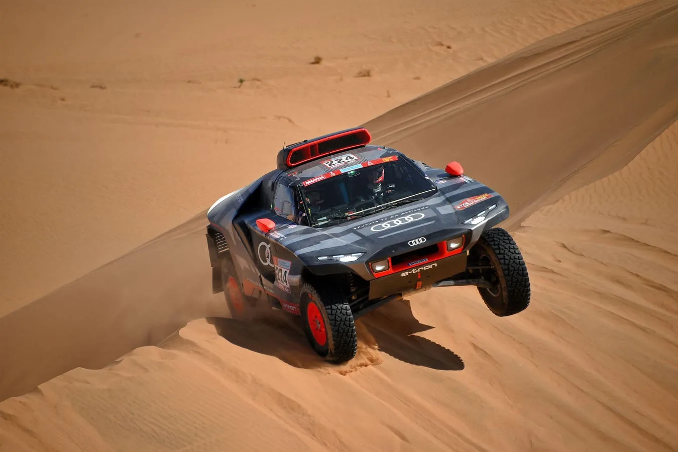 Ultra-rare Audi Dakar Racer abandonné dans un dépotoir tchèque illégal