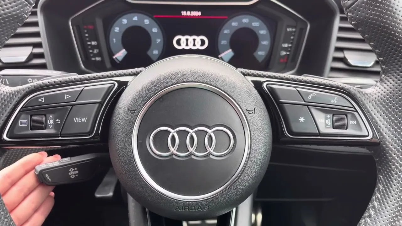 Concours de ligne AUDI A1 Sportback SPROVED 40 TFSI 200 PS S Tronic | Stoke Audi | DG19 ZKT
