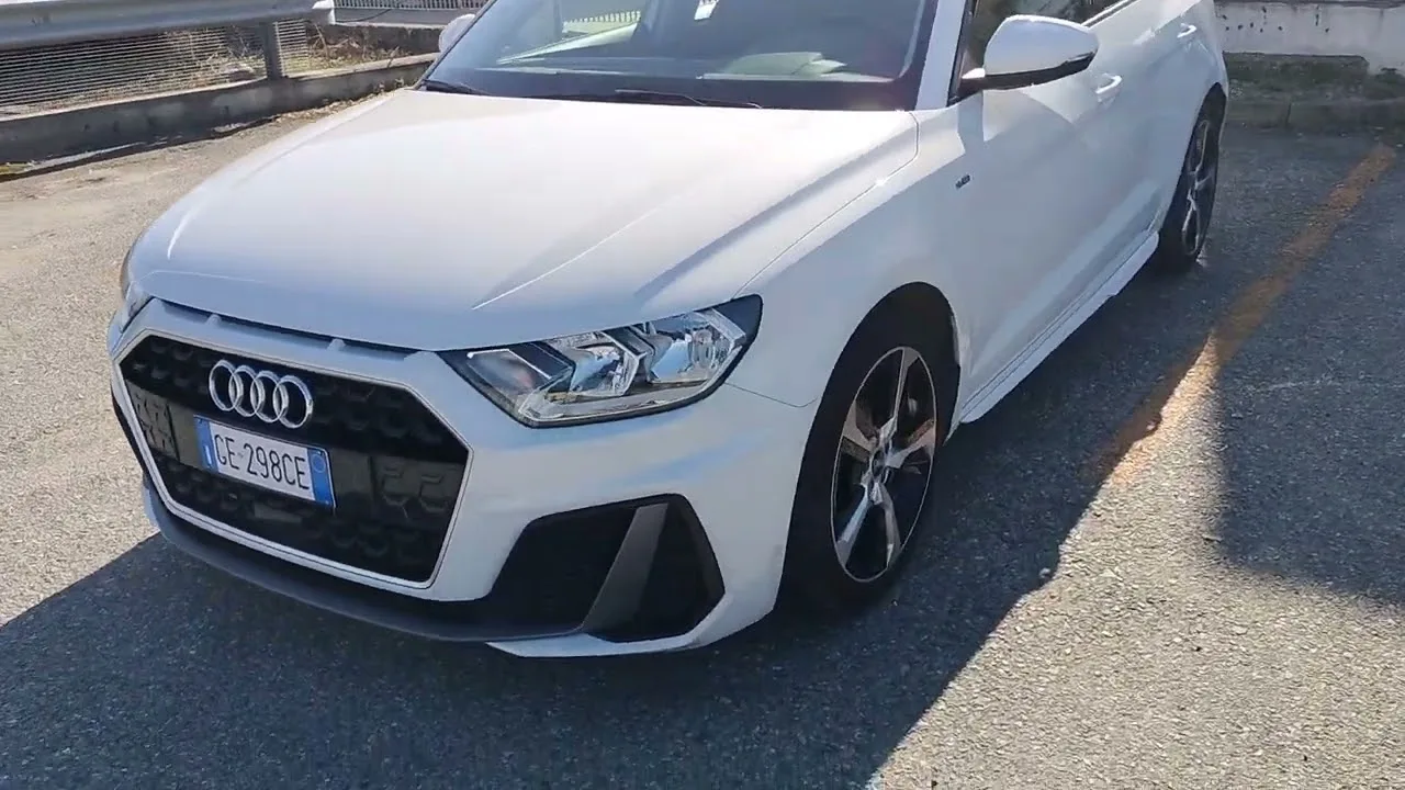 Audi A1 30 TFSI S-Line – 01/2021 – 135626 km – 18500 €