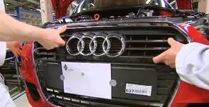 Des moteurs à la peinture, les coulisses de la production de l’Audi A1