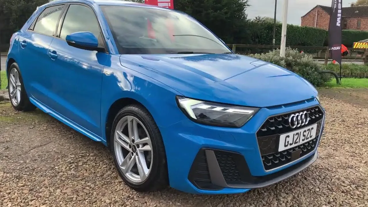 Audi A1 Sportback 1.0 Tfsi 30 S Line Sportback 5 portes Essence Manuelle Euro 6 (s/s)