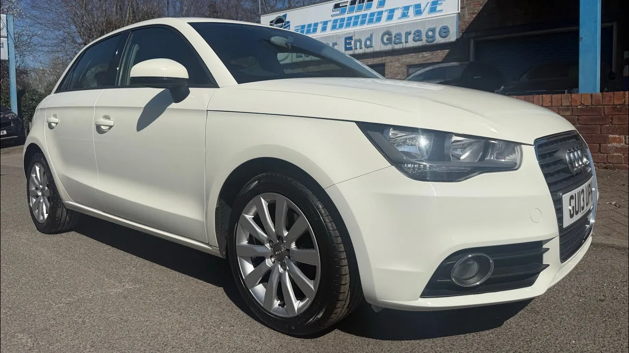 AUDI A1 1.4 TFSI SPORT 5 PORTES HAUTS HAUTS AMALFI WHITE MANUAL ESTROL
