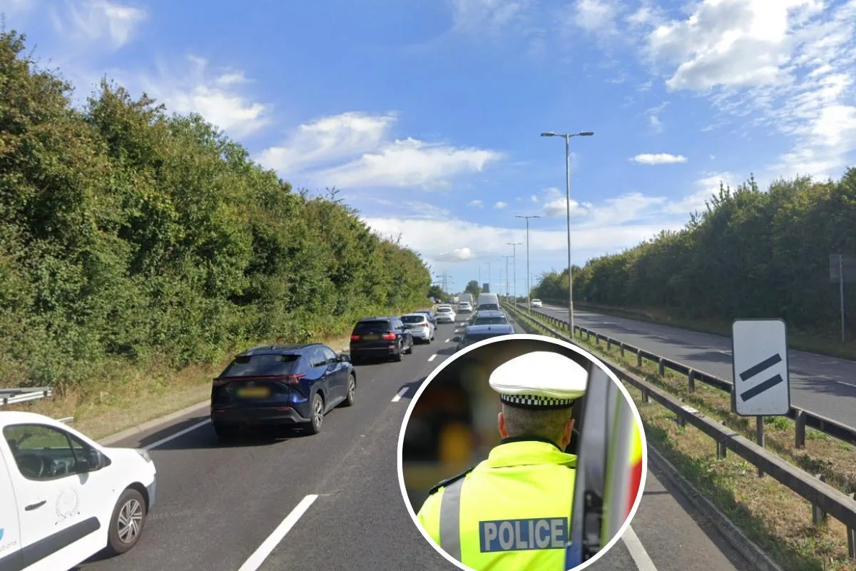 Un accident d’Audi près d’un rond-point très fréquenté entraîne de longs retards