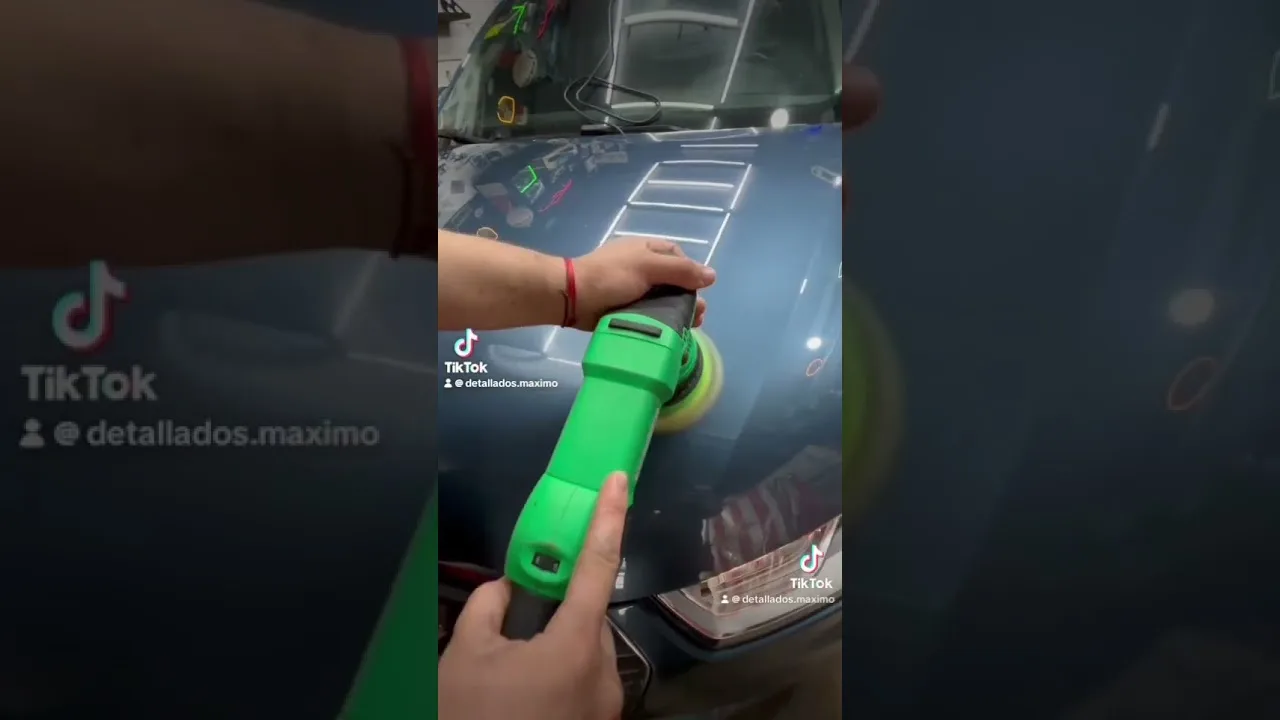 Audi A1.  Trabajo completo