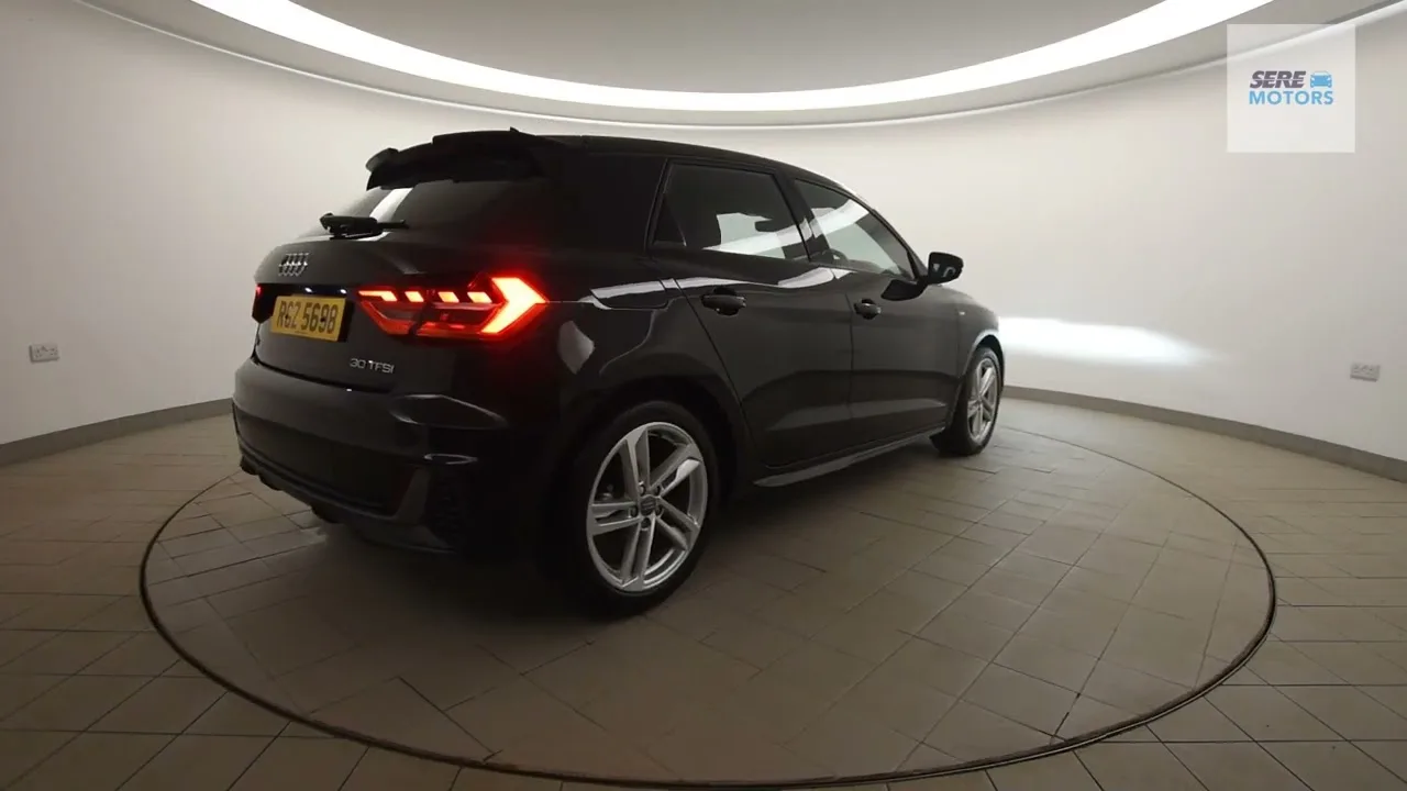 RGZ5698 AUDI A1 30 TFSI S LIGNE 5DR S TRONIC