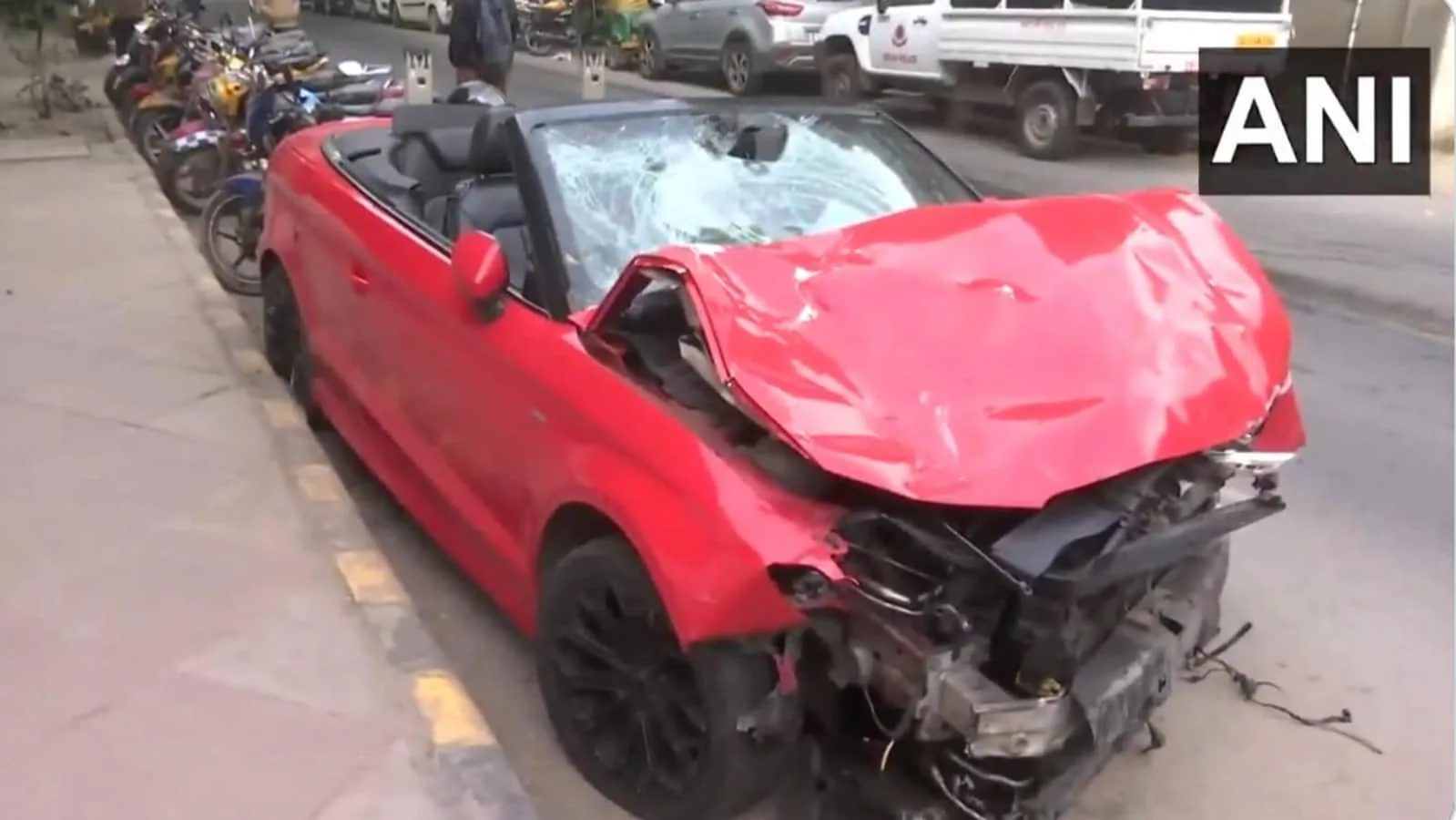 Delhi News: 2 coureurs Scooty blessés après un accident de Audi imprudent près de Jorbagh, étudiants BBA détenus | Vidéo
