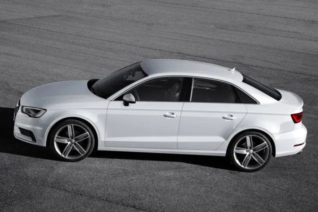 AUDI A3 BERLINE DANS LA PUB DU SUPER BOWL 2014