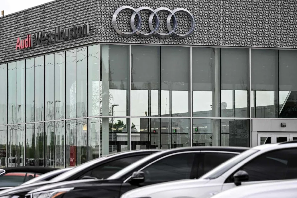 Audi interrompt les livraisons de nouvelles importations au milieu des tarifs de Trump